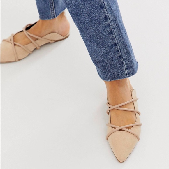 NEVER WORN London Rebel Beige Flats - Picture 2 of 2